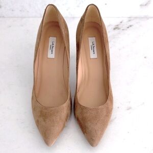 Tan-Camel Suede Pointed-Toe Pumps —Like New!!